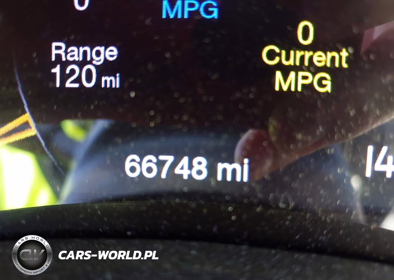 2018 Jeep Grand Cherokee Laredo E 4X4 VIN:1C4RJFAG3JC161882 - 15