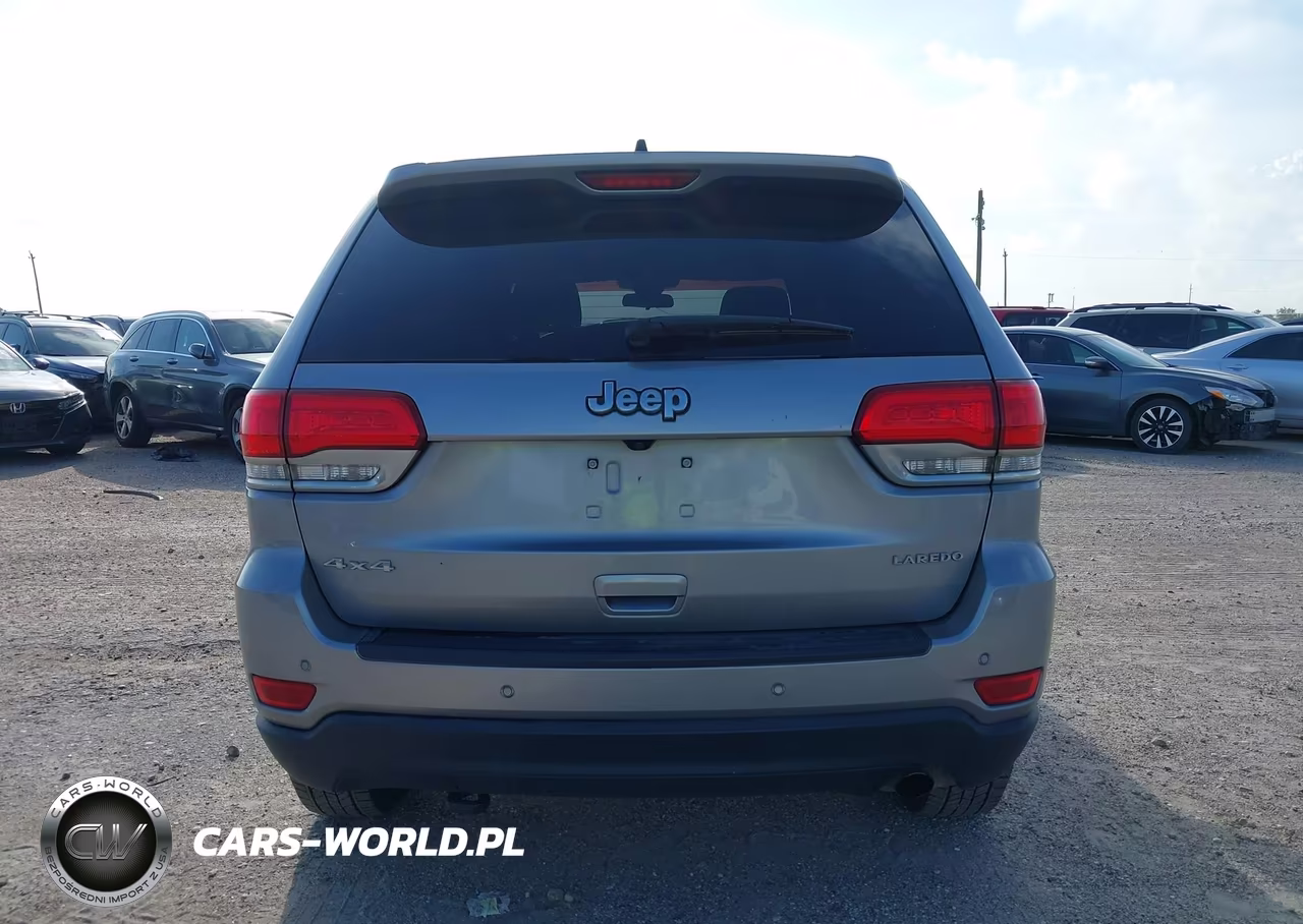 2018 Jeep Grand Cherokee Laredo E 4X4 VIN:1C4RJFAG3JC161882 - 16