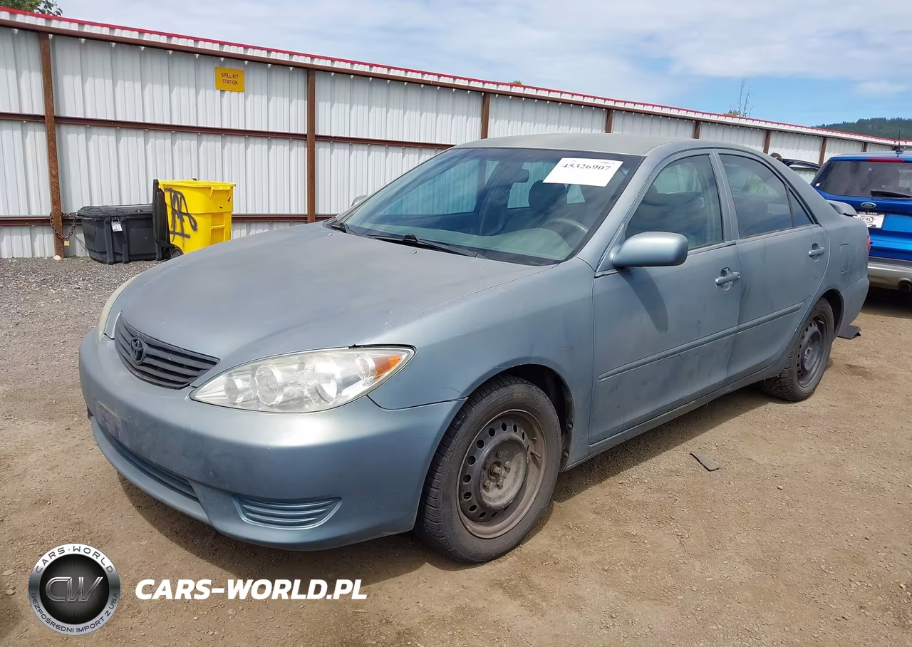 2005 Toyota Camry Le VIN:4T1BE32K65U993347 - 2