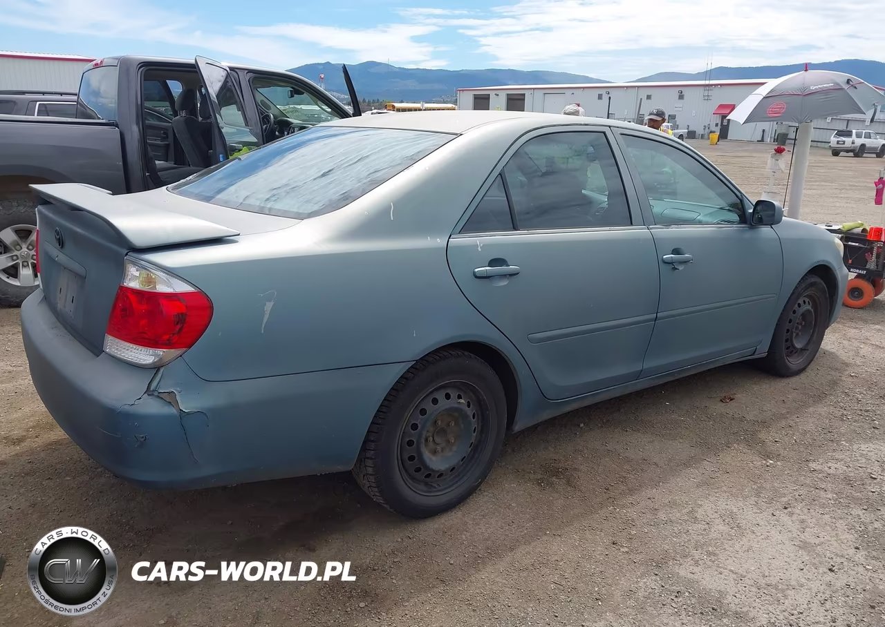 2005 Toyota Camry Le VIN:4T1BE32K65U993347 - 4