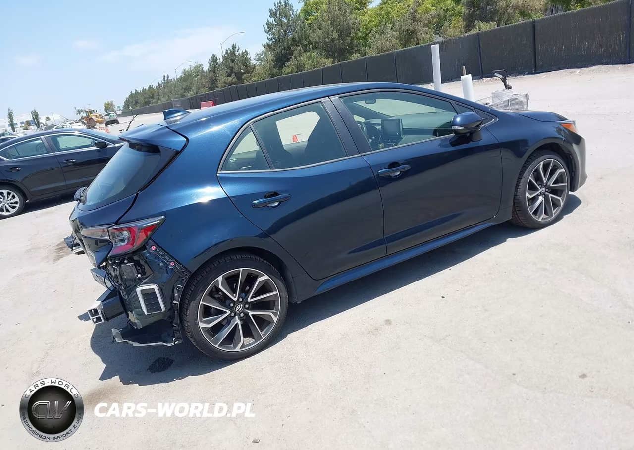 2021 Toyota Corolla Xse VIN:JTNC4MBE9M3119246 - 4