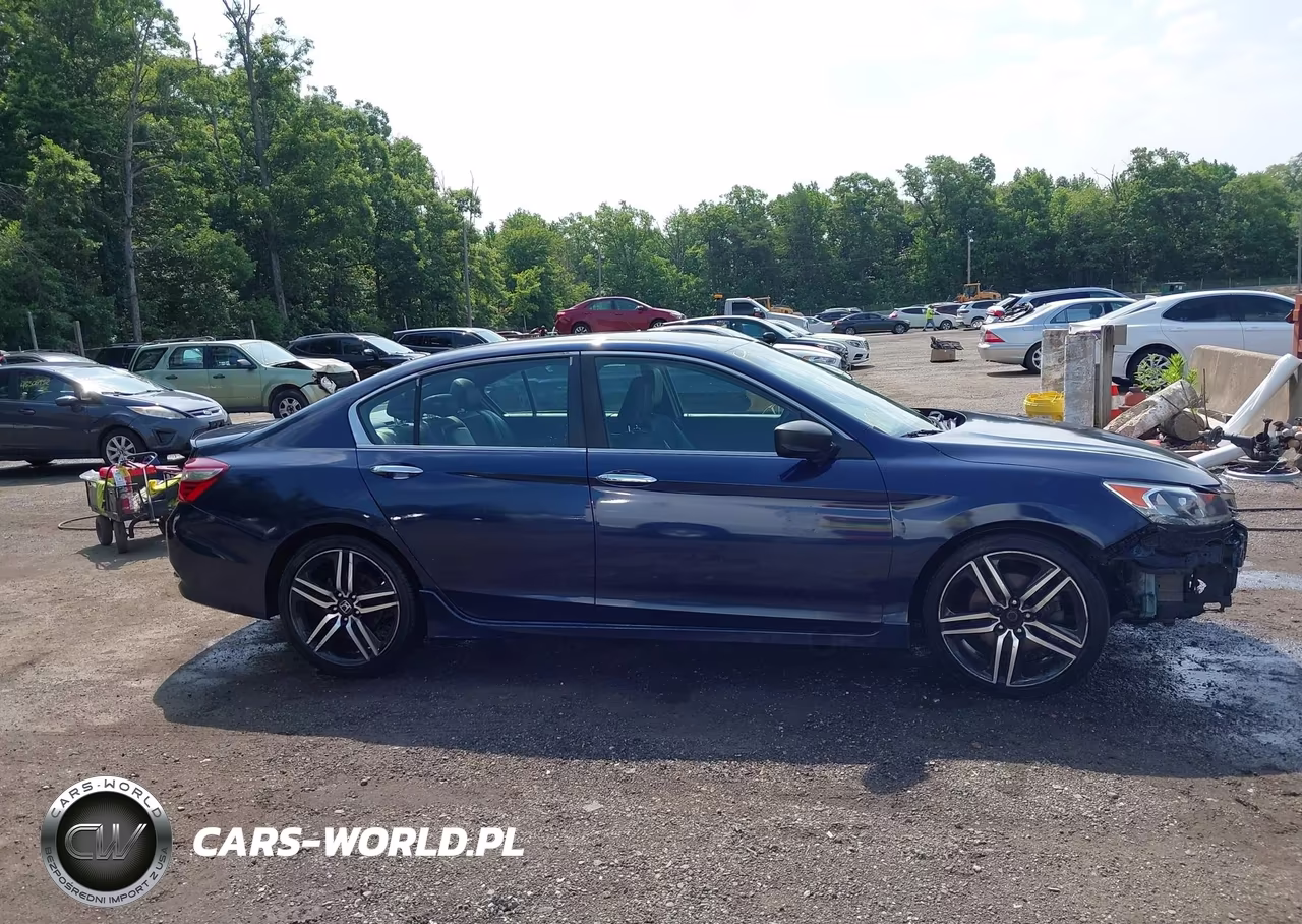 2017 Honda Accord Sport VIN:1HGCR2F57HA273221 - 13