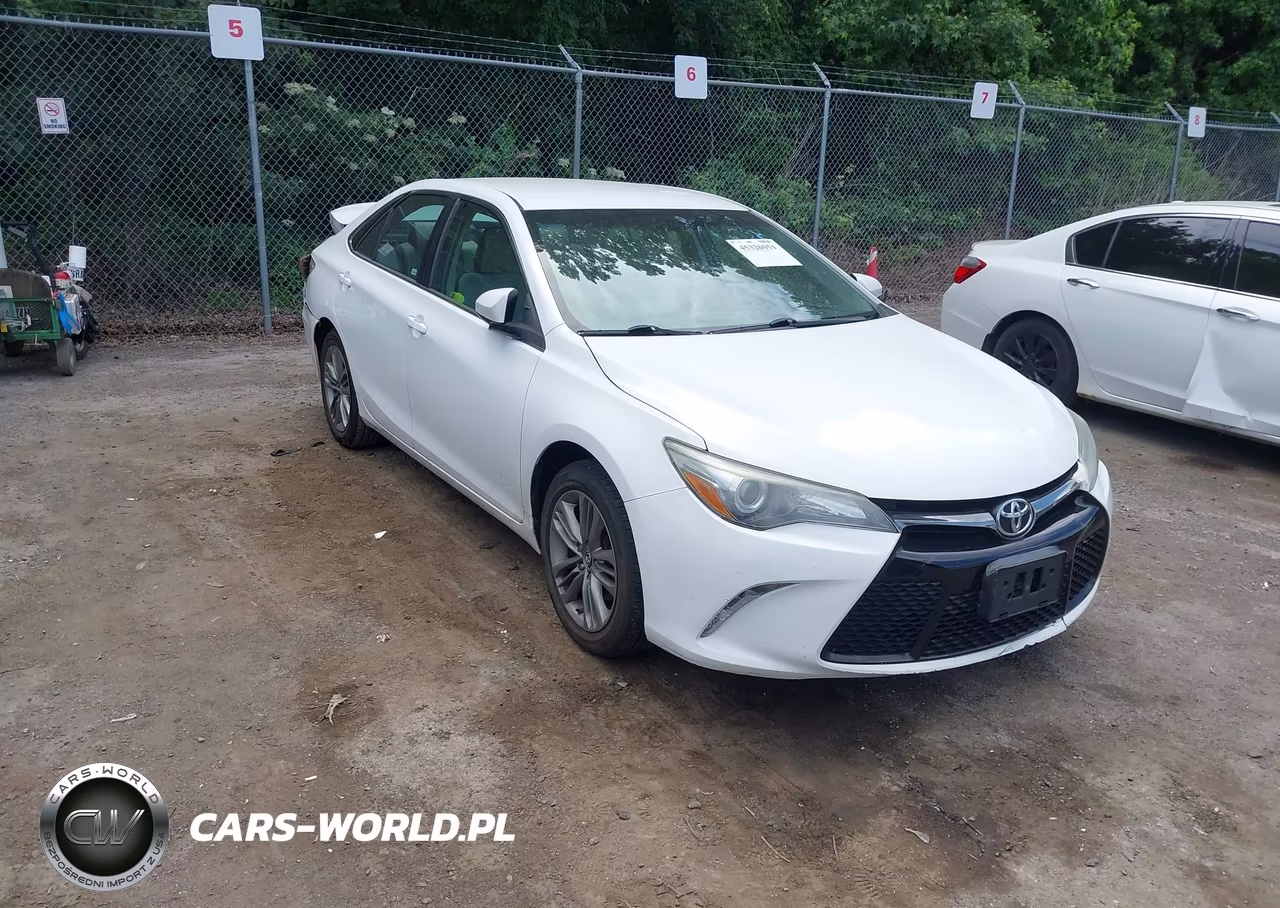 2016 Toyota Camry Se