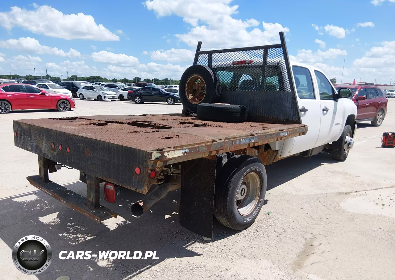 CHEVROLET SILVERADO 3500HD VIN:1GB4CZCL3BF180338 - 4