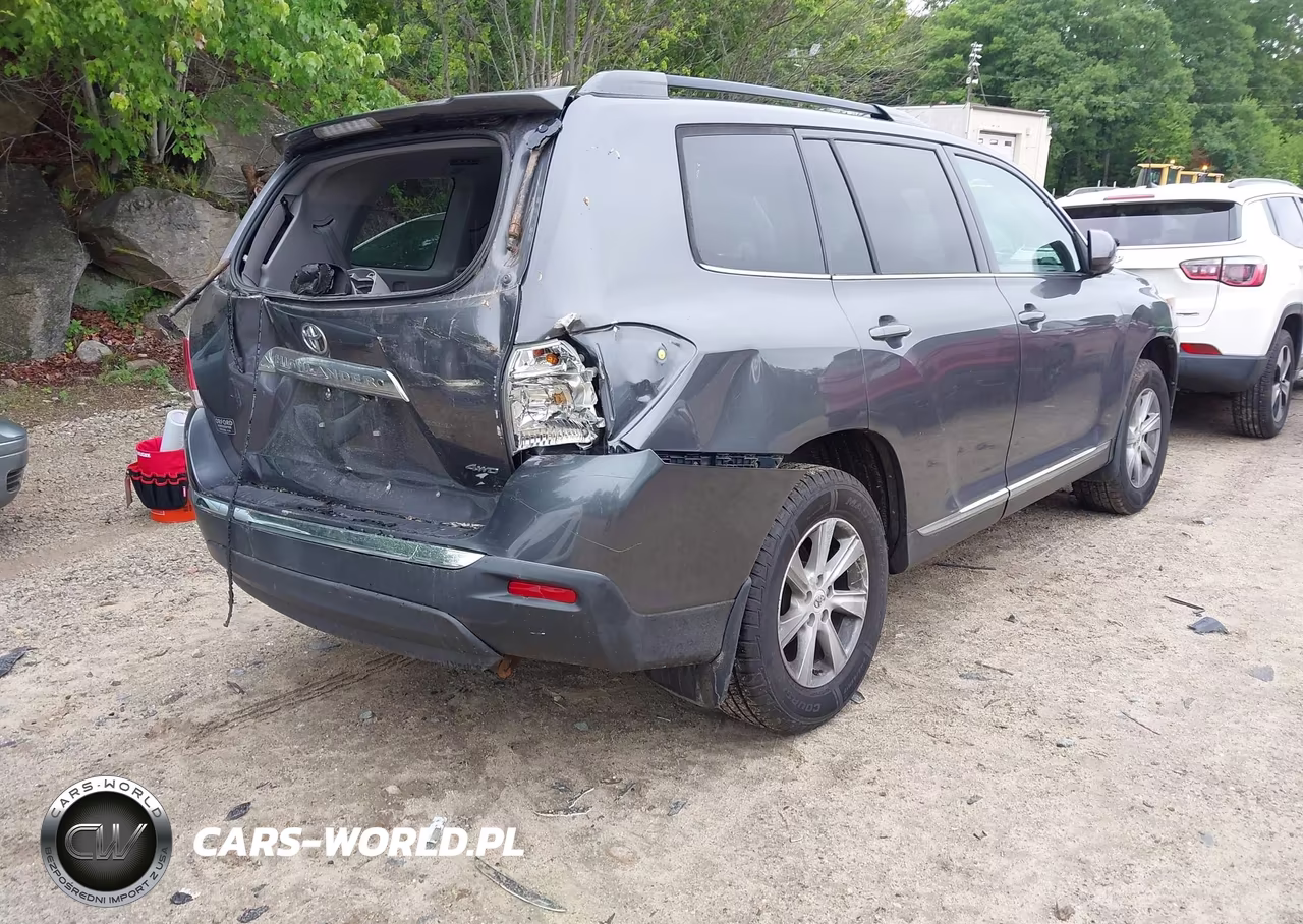 2012 Toyota Highlander Se V6 VIN:5TDBK3EH4CS099782 - 4