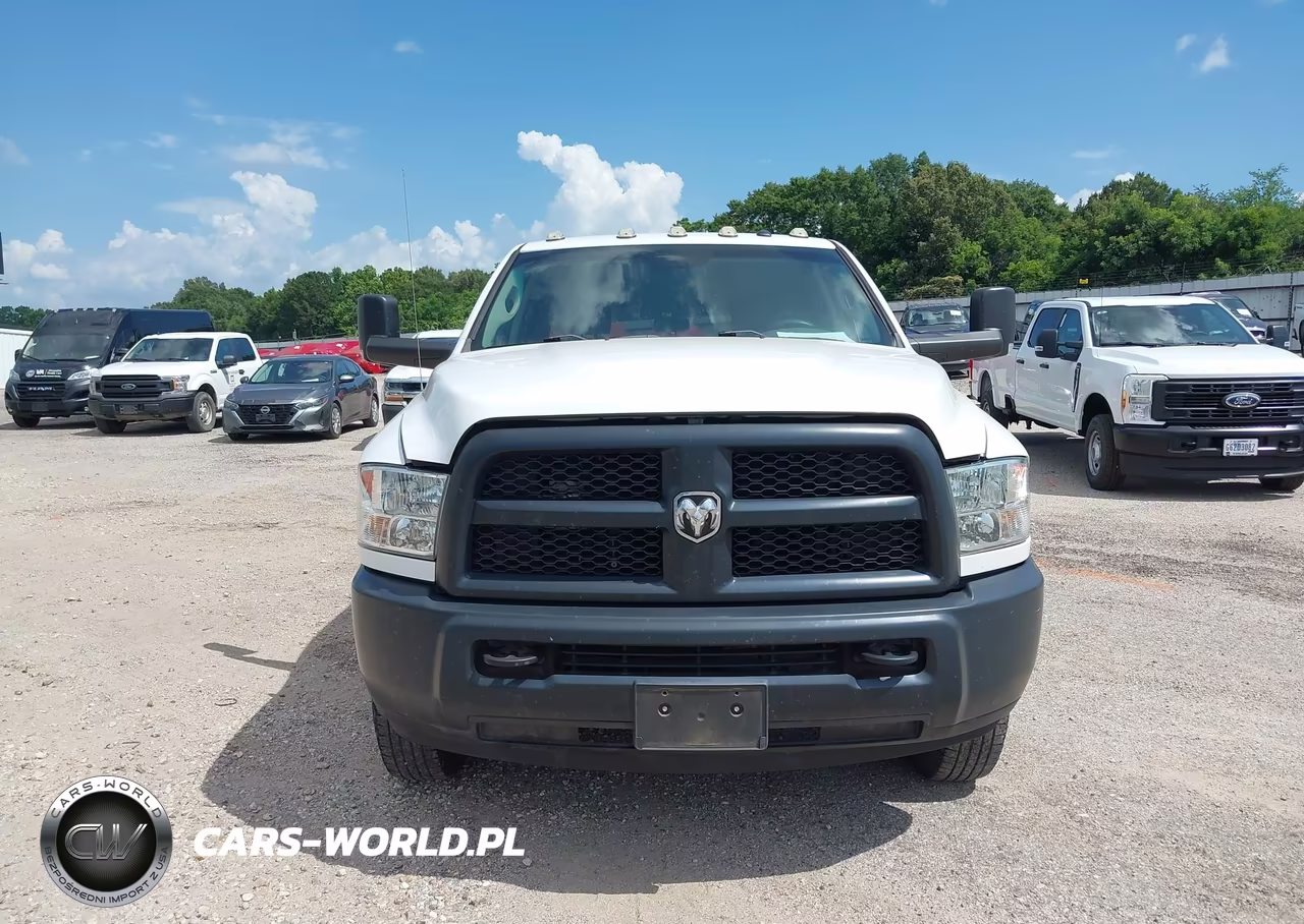 2018 Ram 3500 Tradesman 4X4 8' Box VIN:3C63RRGJXJG412596 - 14