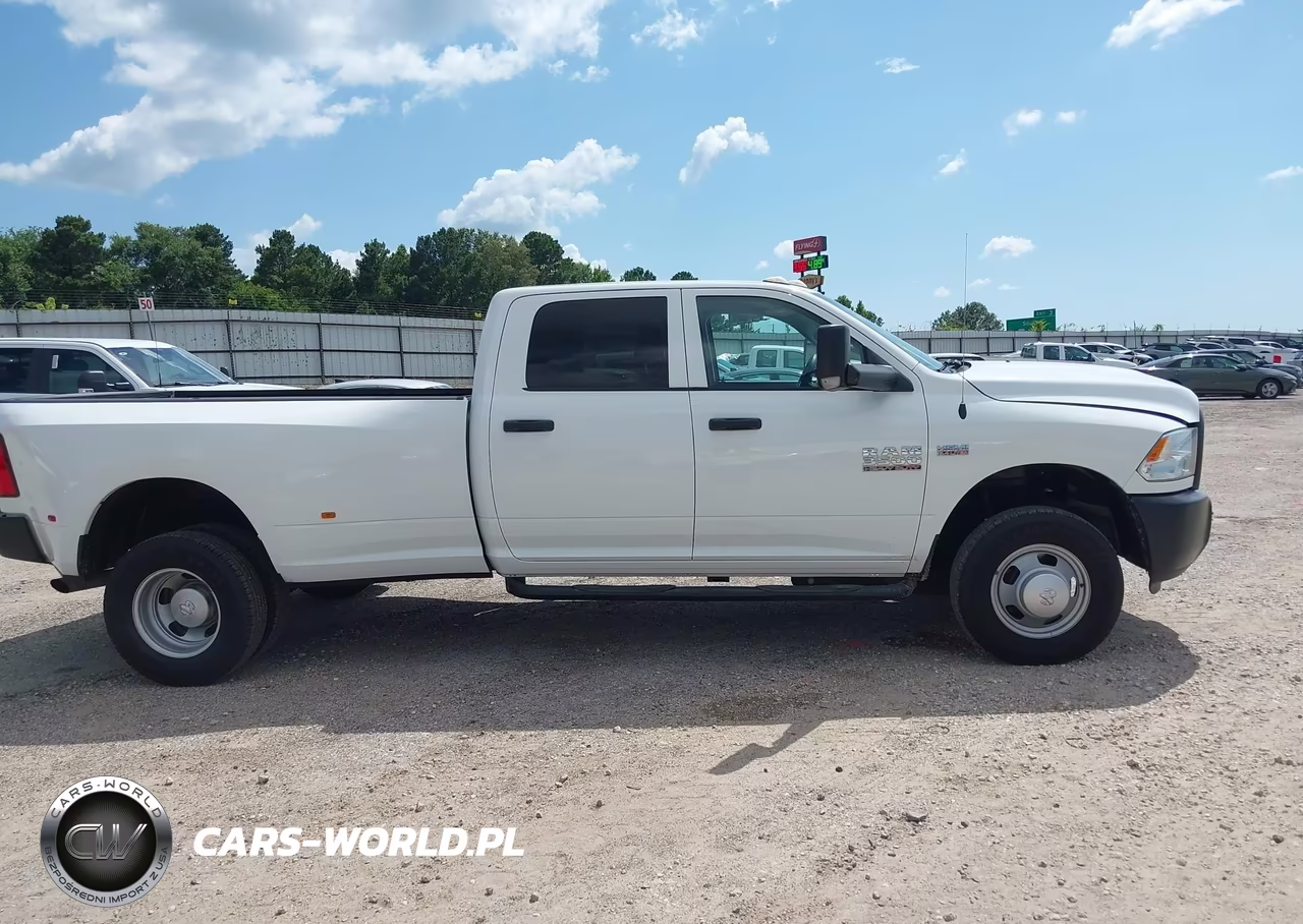 2018 Ram 3500 Tradesman 4X4 8' Box VIN:3C63RRGJXJG412596 - 15