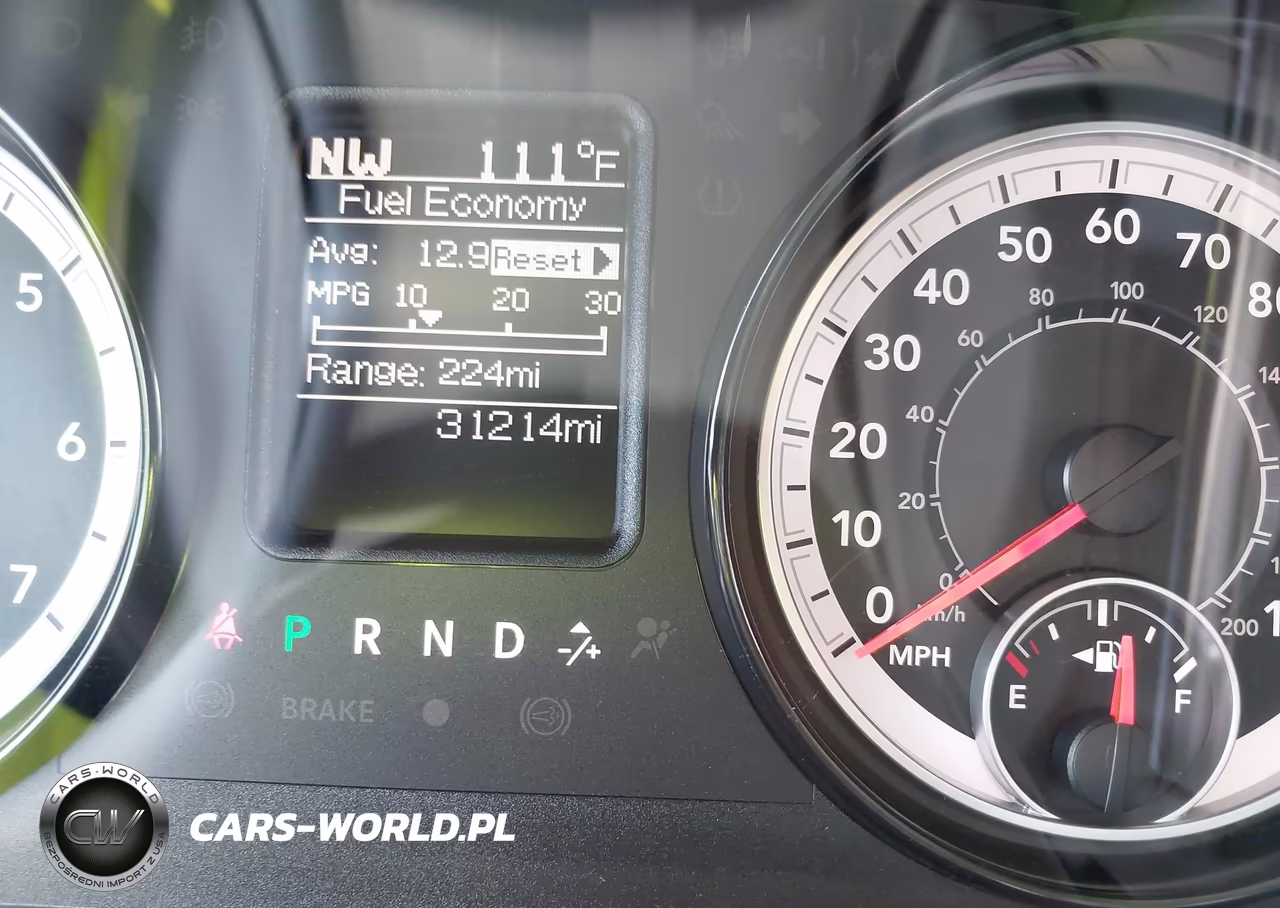 2018 Ram 3500 Tradesman 4X4 8' Box VIN:3C63RRGJXJG412596 - 17