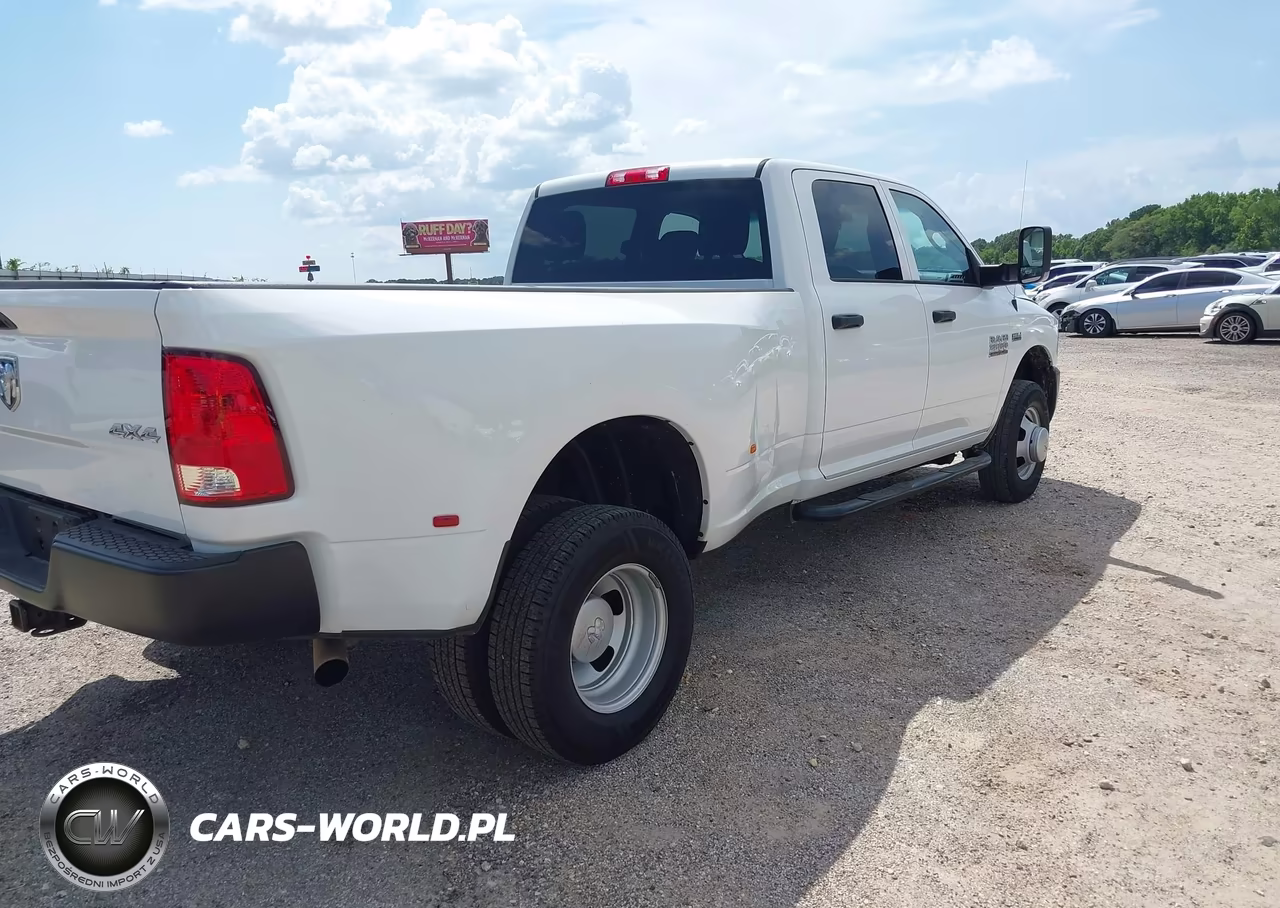 2018 Ram 3500 Tradesman 4X4 8' Box VIN:3C63RRGJXJG412596 - 4