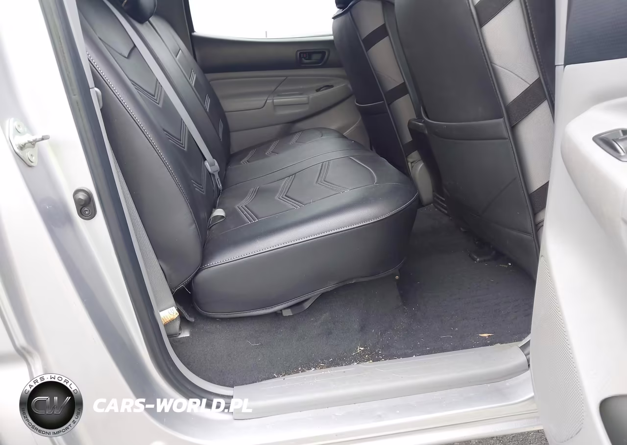 2015 Toyota Tacoma Base V6 VIN:5TFMU4FN4FX031624 - 8