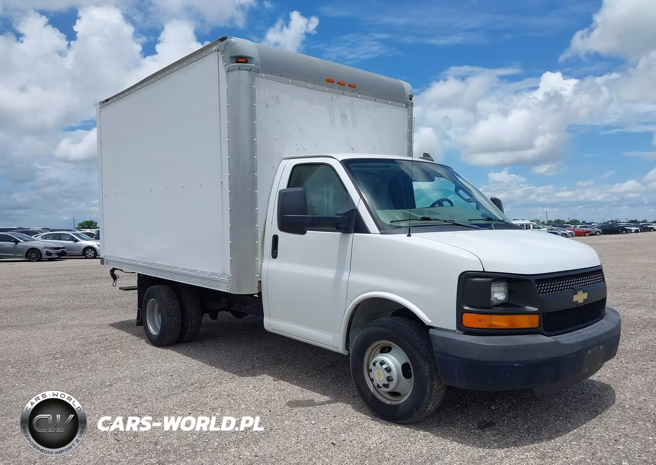 2016 Chevrolet Express Cutaway 3500