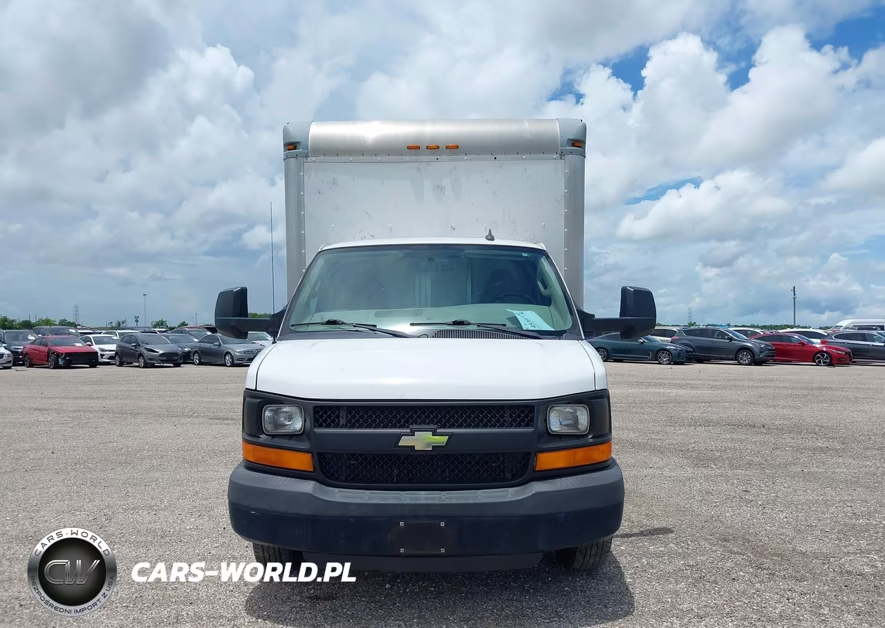 2016 Chevrolet Express Cutaway 3500 VIN:1GB3GRCG0G1258937 - 12