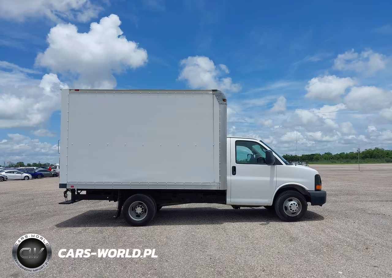 2016 Chevrolet Express Cutaway 3500 VIN:1GB3GRCG0G1258937 - 13