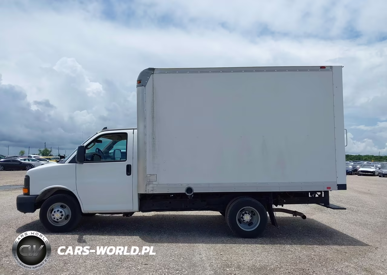 2016 Chevrolet Express Cutaway 3500 VIN:1GB3GRCG0G1258937 - 14