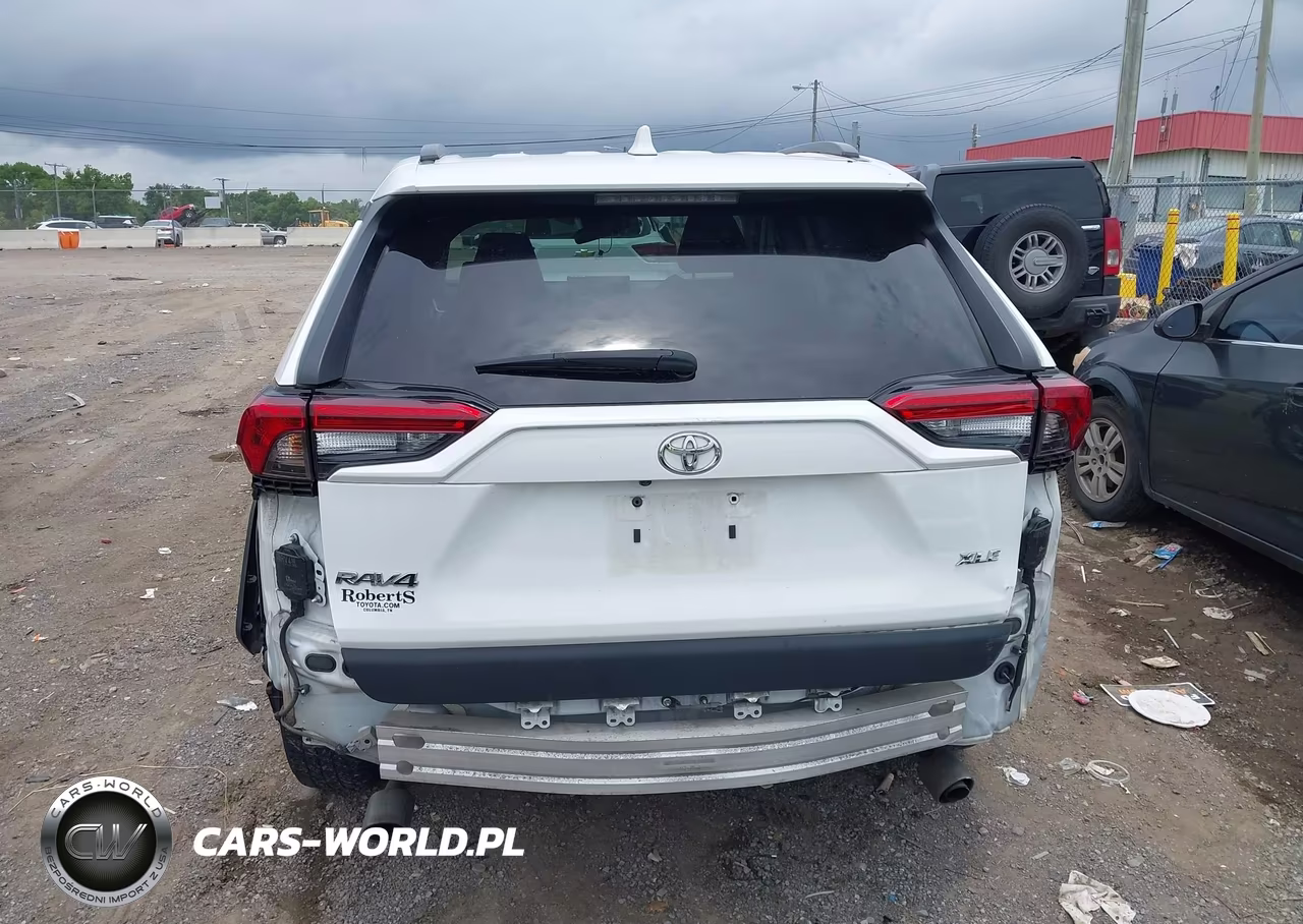 2021 Toyota Rav4 Xle VIN:2T3W1RFV5MC101729 - 17