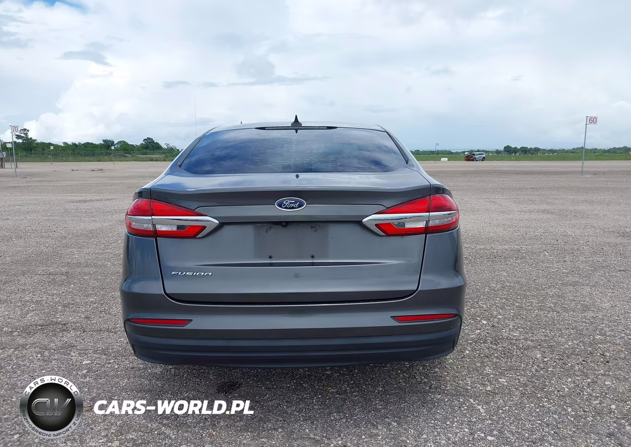 2020 Ford Fusion S VIN:3FA6P0G74LR120323 - 19