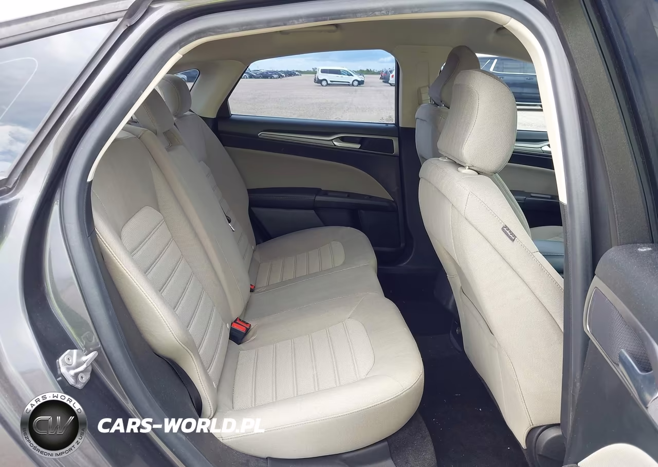 2020 Ford Fusion S VIN:3FA6P0G74LR120323 - 8