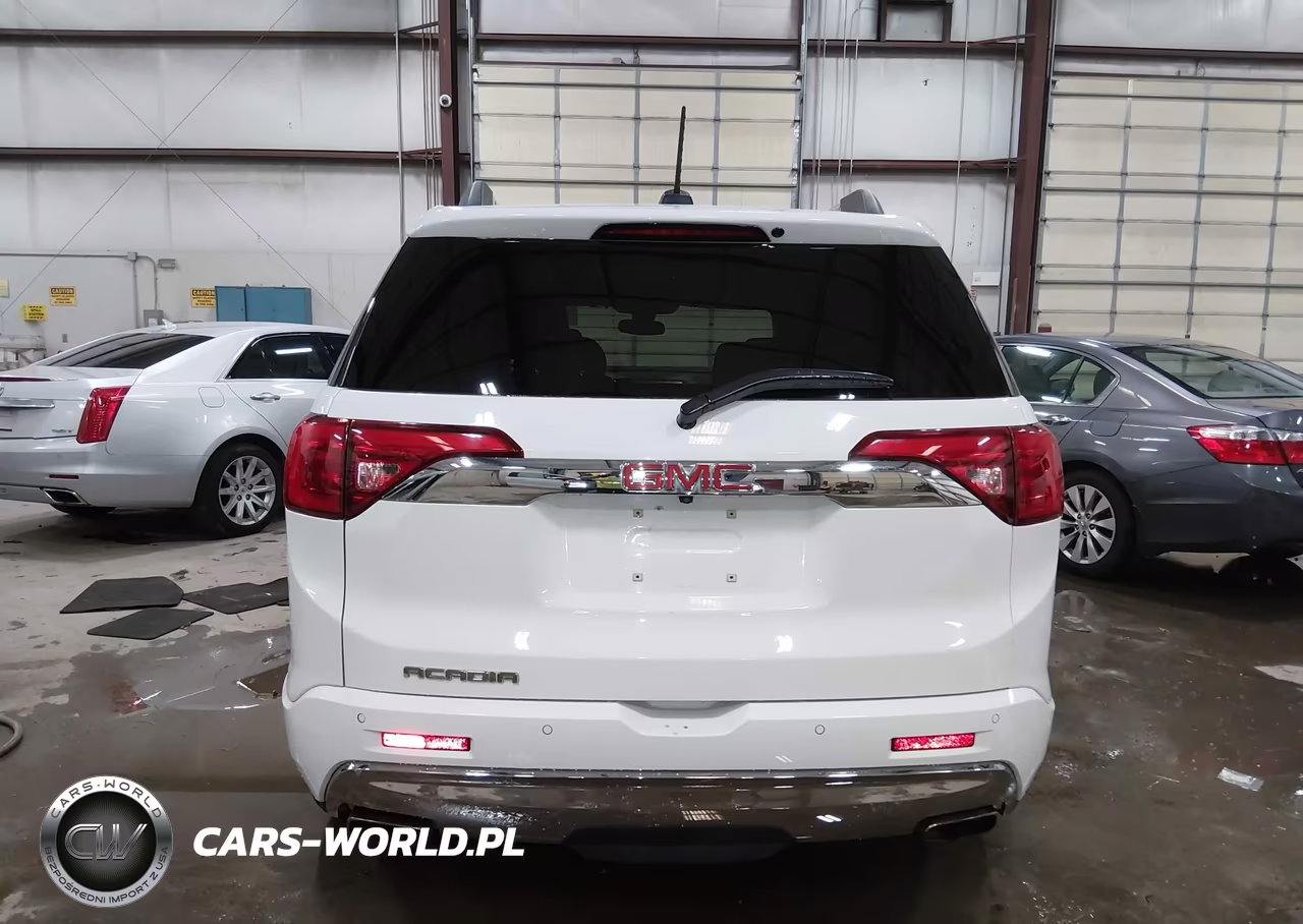 2019 GMC Acadia Denali VIN:1GKKNPLS1KZ190040 - 17