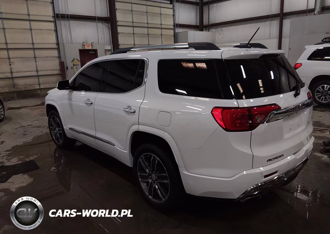 2019 GMC Acadia Denali VIN:1GKKNPLS1KZ190040 - 3