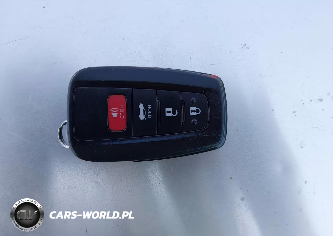 2018 Toyota Camry Le VIN:4T1B11HK9JU019055 - 11