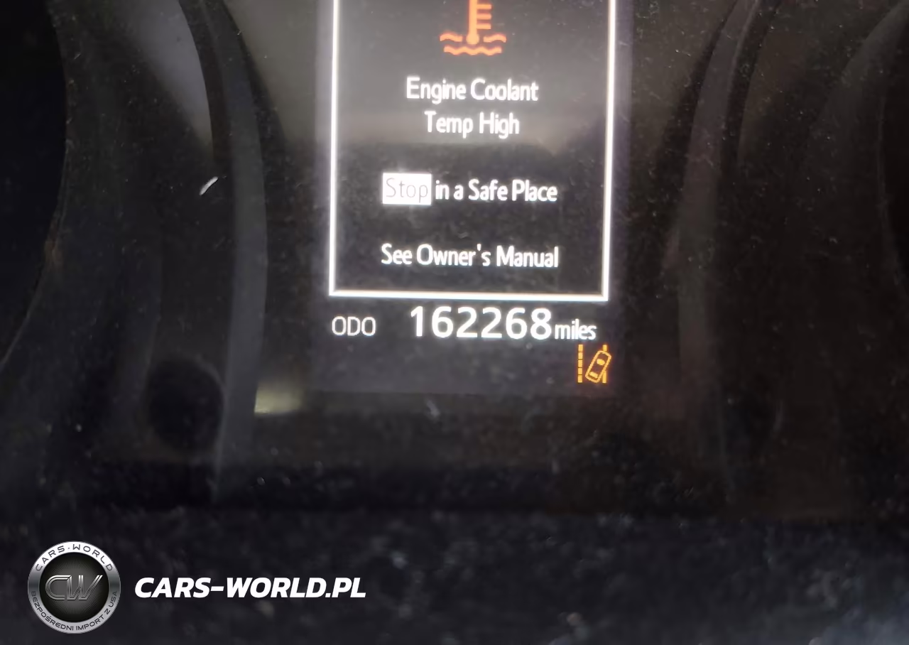 2018 Toyota Camry Le VIN:4T1B11HK9JU019055 - 16
