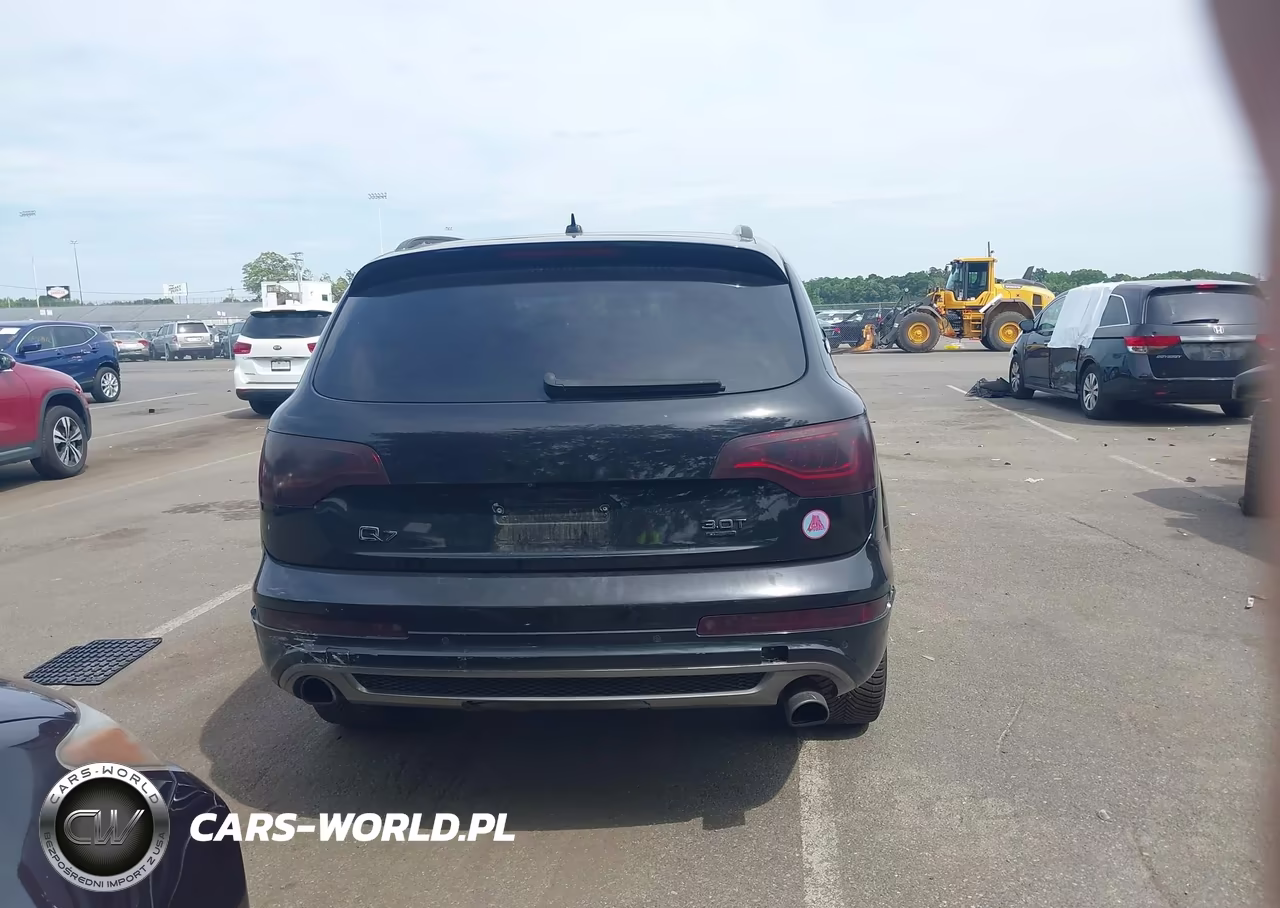 2015 Audi Q7 3.0T S Line Prestige VIN:WA1DGAFE4FD020608 - 16