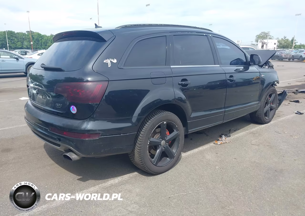 2015 Audi Q7 3.0T S Line Prestige VIN:WA1DGAFE4FD020608 - 4
