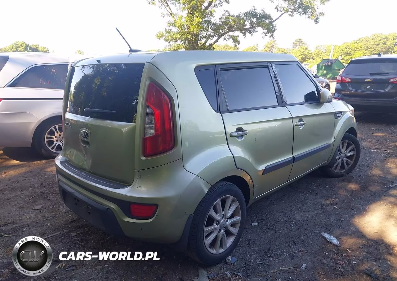 2013 Kia Soul VIN:KNDJT2A53D7605161 - 4