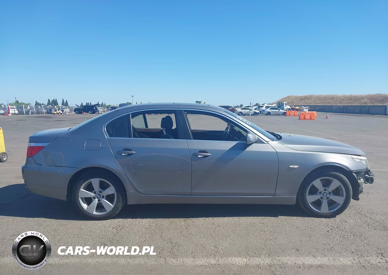 2008 BMW 528Xi VIN:WBANV13518C150159 - 14
