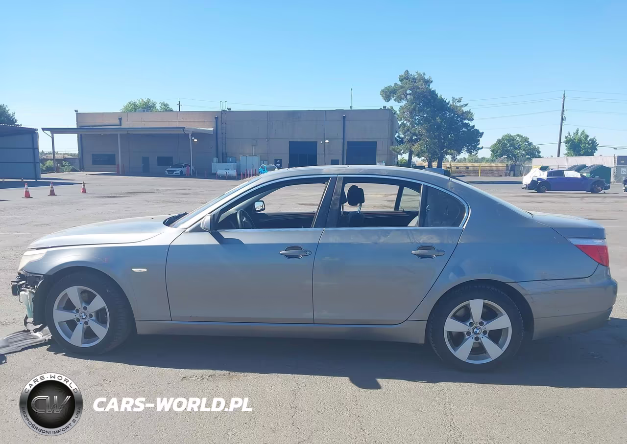 2008 BMW 528Xi VIN:WBANV13518C150159 - 15