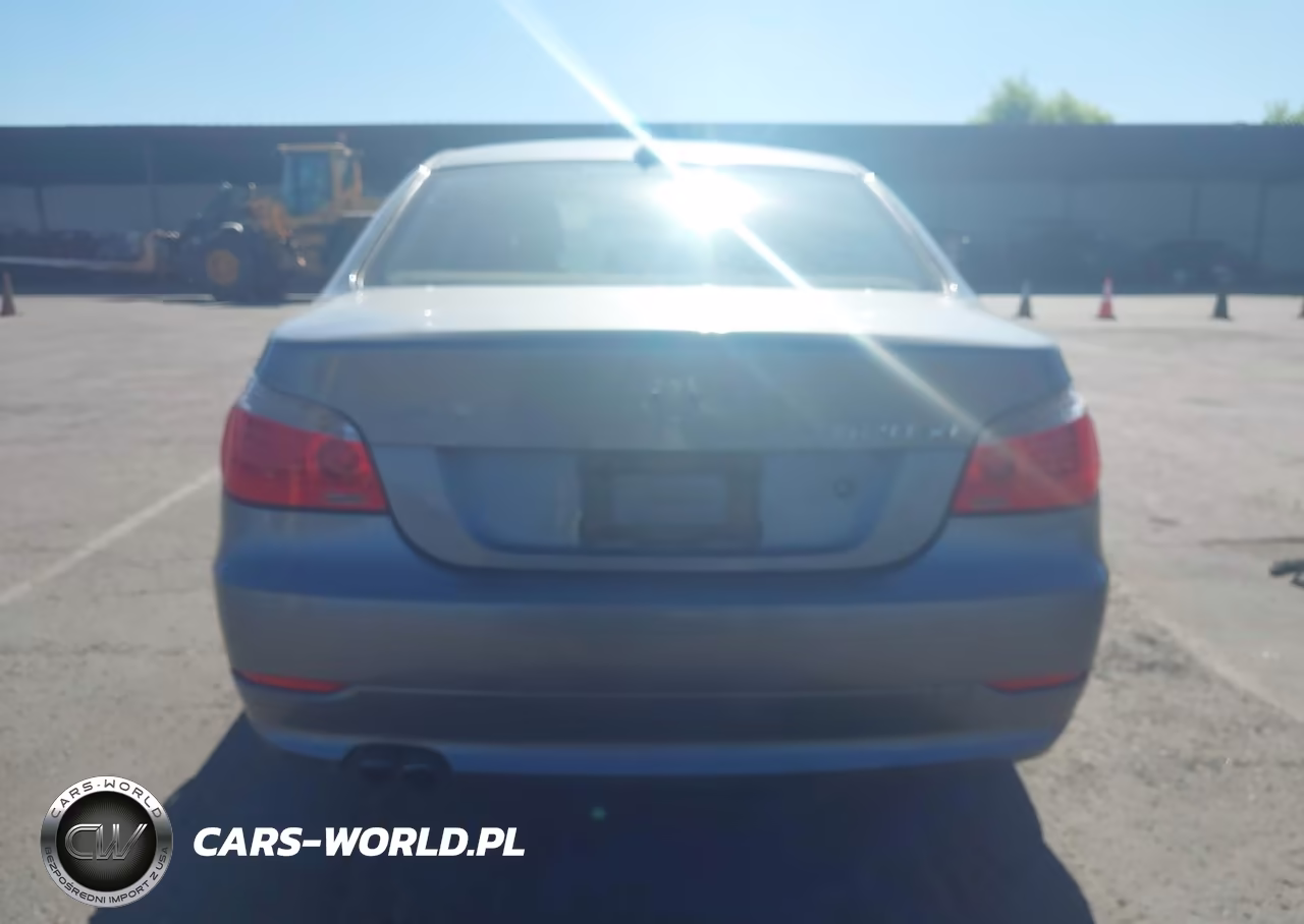 2008 BMW 528Xi VIN:WBANV13518C150159 - 17