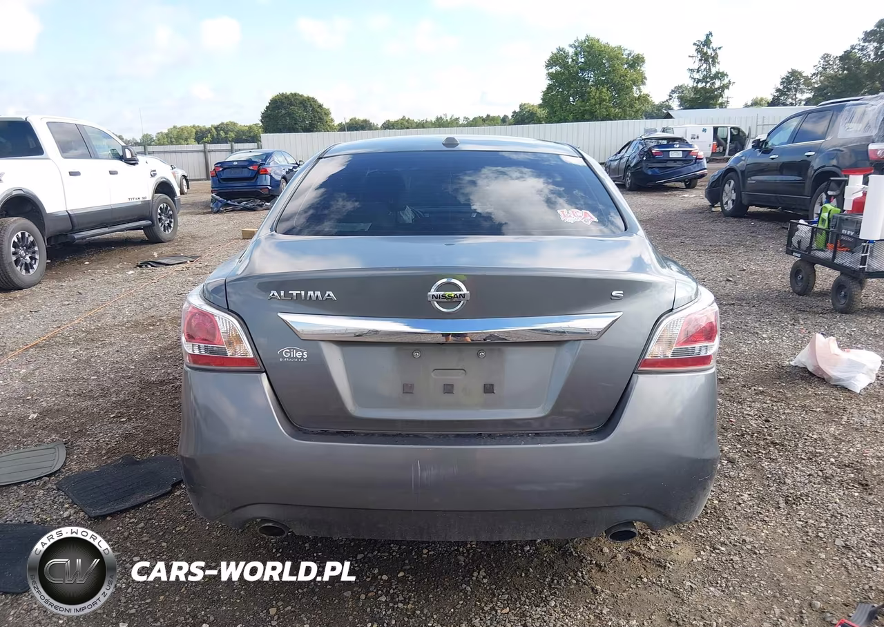 2015 Nissan Altima 2.5 S VIN:1N4AL3AP8FN316515 - 17