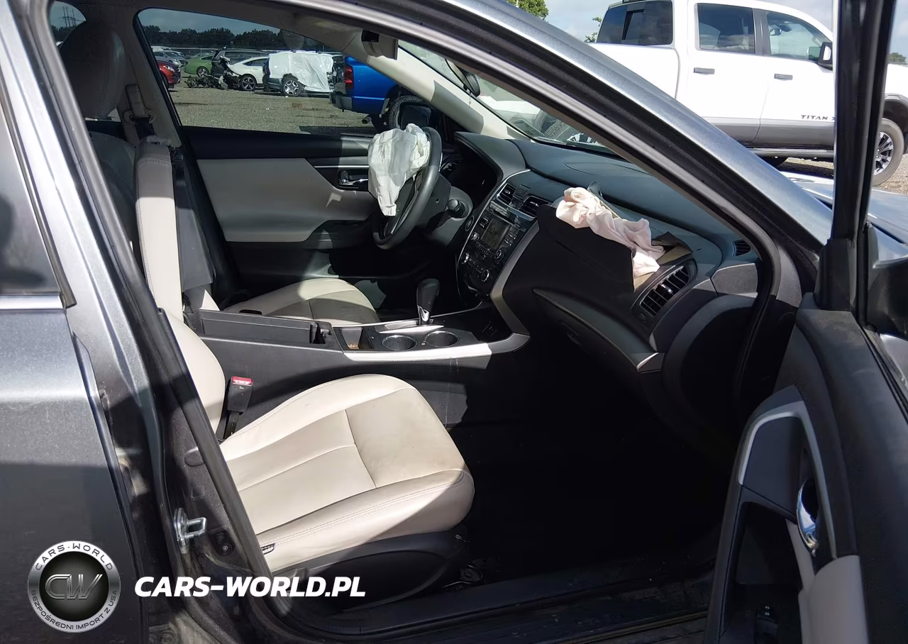 2015 Nissan Altima 2.5 S VIN:1N4AL3AP8FN316515 - 5