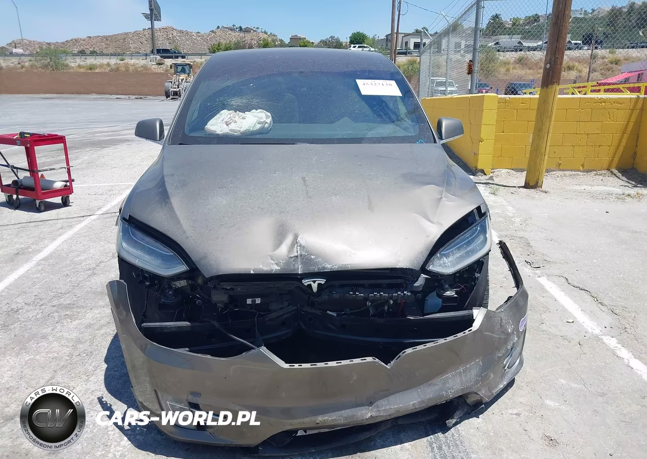 2016 Tesla Model X 60D-70D-75D-90D-P100D VIN:5YJXCBE29GF006712 - 14