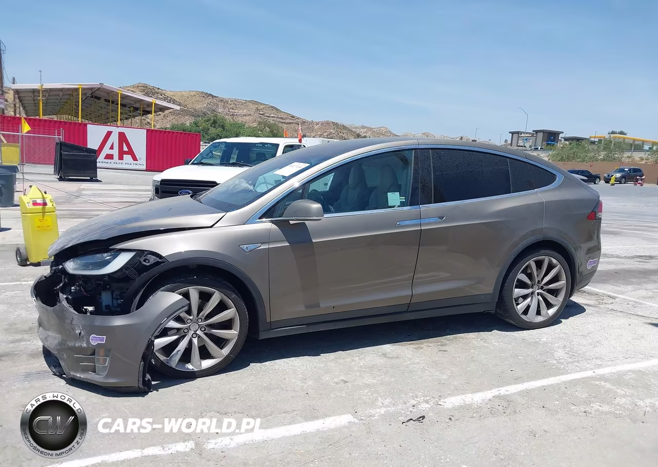 2016 Tesla Model X 60D-70D-75D-90D-P100D VIN:5YJXCBE29GF006712 - 16