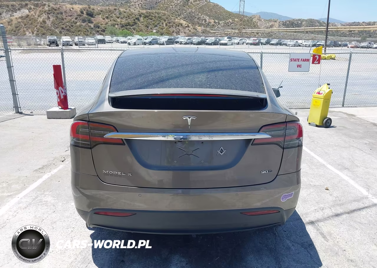 2016 Tesla Model X 60D-70D-75D-90D-P100D VIN:5YJXCBE29GF006712 - 18