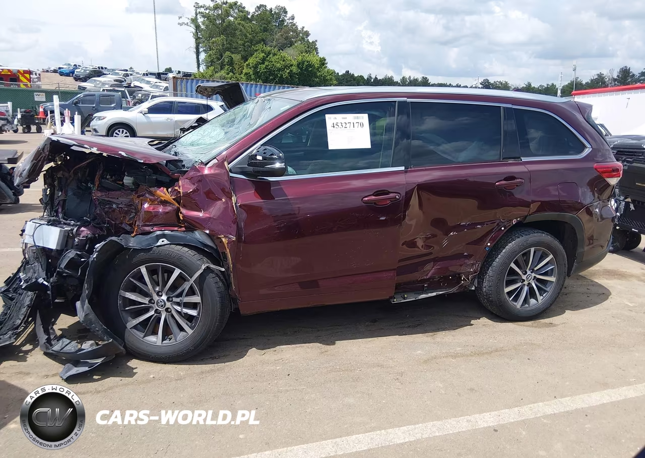 2018 Toyota Highlander Xle VIN:5TDKZRFH0JS263040 - 15