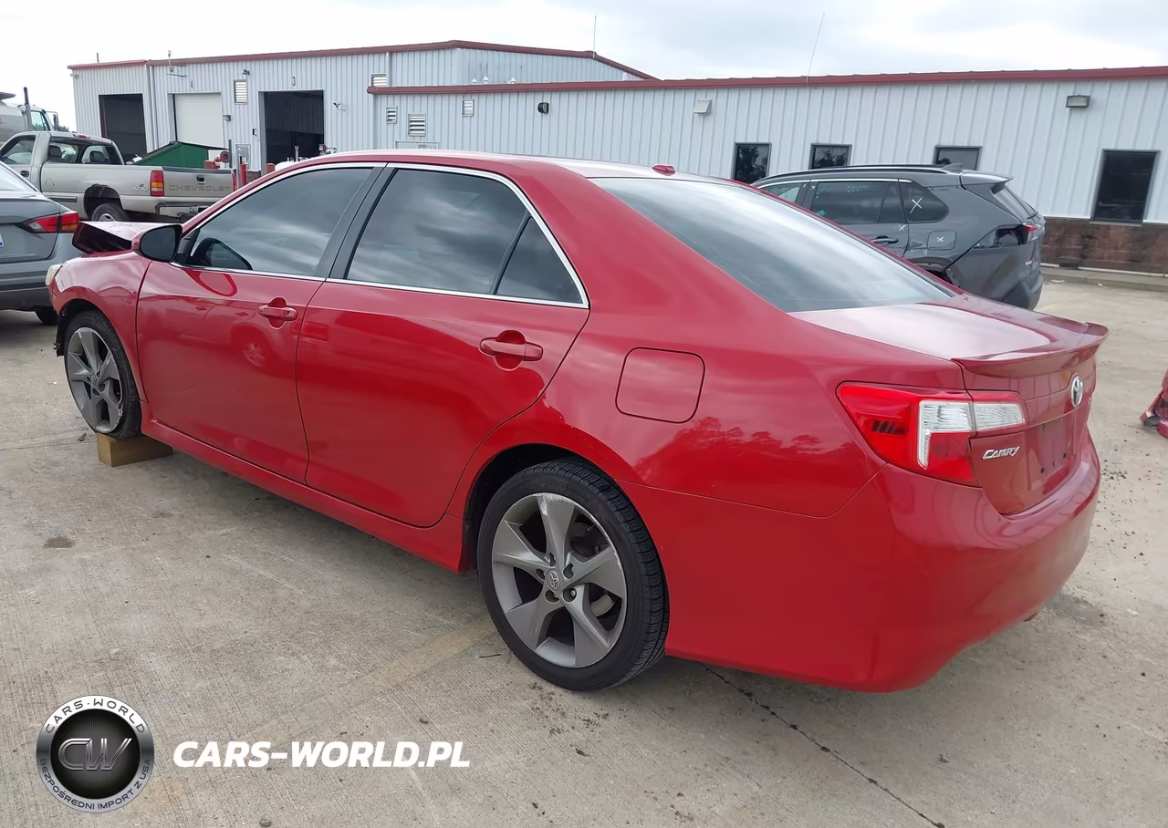 2012 Toyota Camry Se Limited Edition VIN:4T1BF1FK1CU636375 - 3