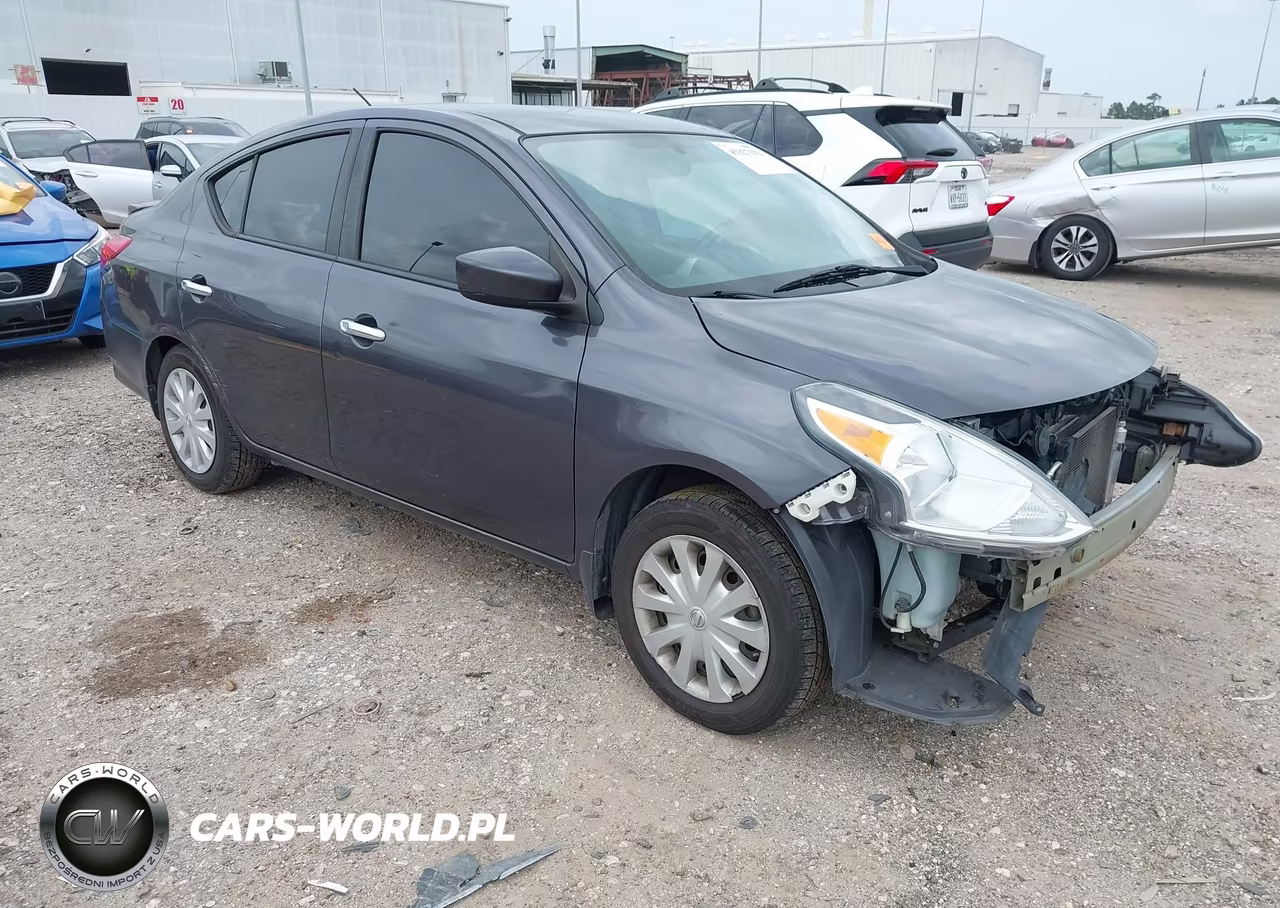2015 Nissan Versa 1.6 Sv – zdjęcie 1 z 18