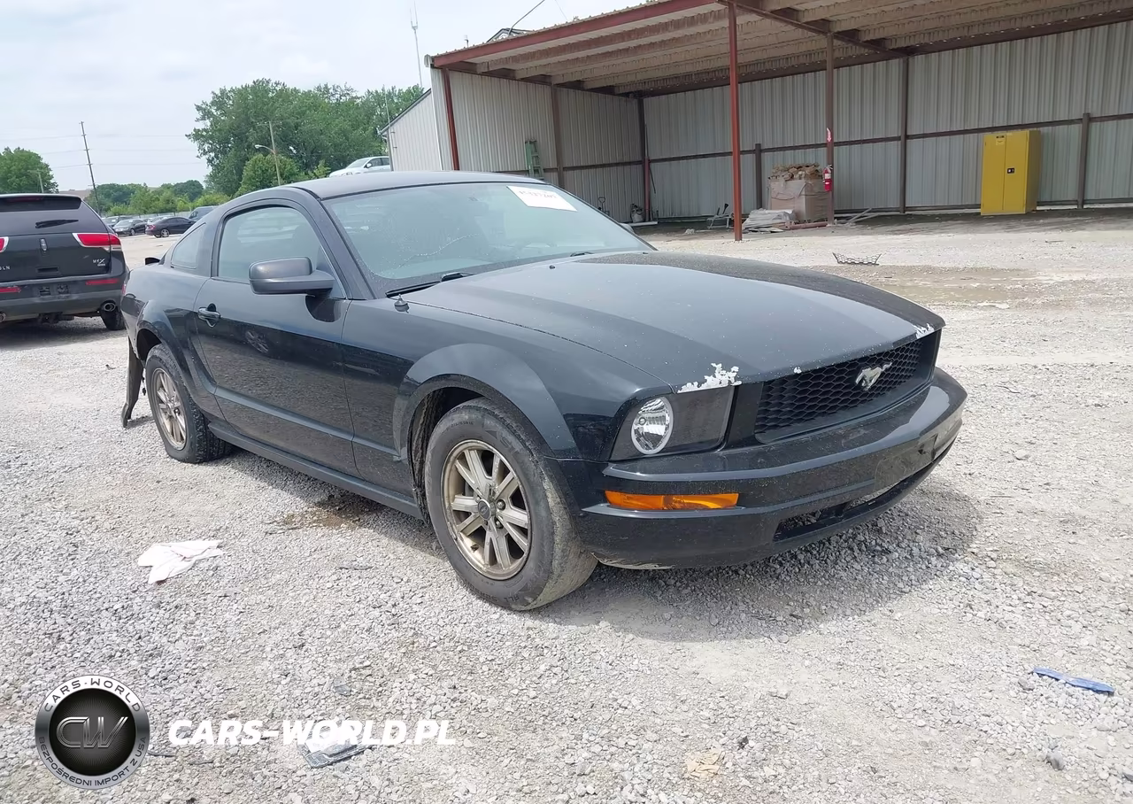 2007 Ford Mustang V6 Deluxe-V6 Premium