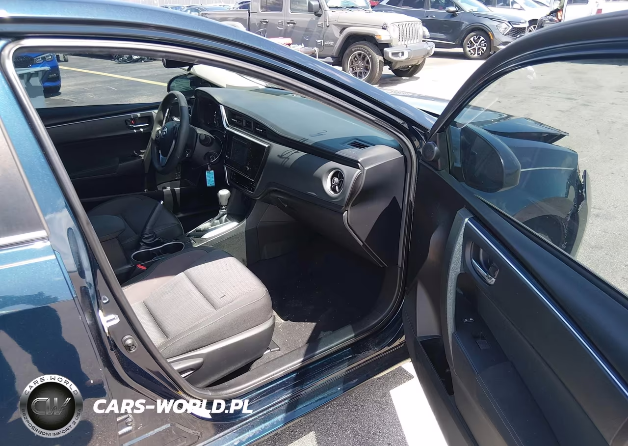 2019 Toyota Corolla Le VIN:5YFBURHE2KP887272 - 5
