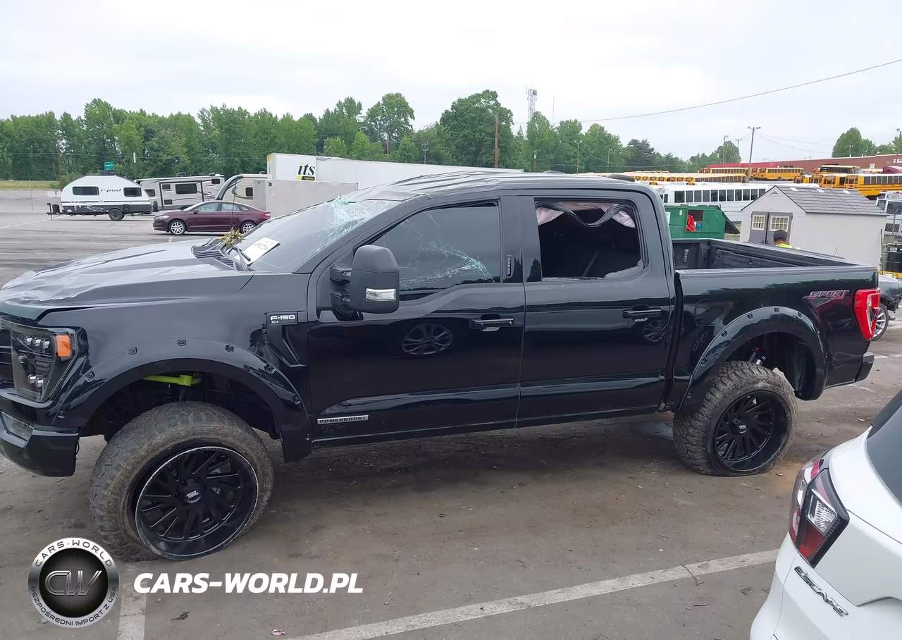 2022 Ford F-150 Xlt VIN:1FTFW1ED5NFC42670 - 15