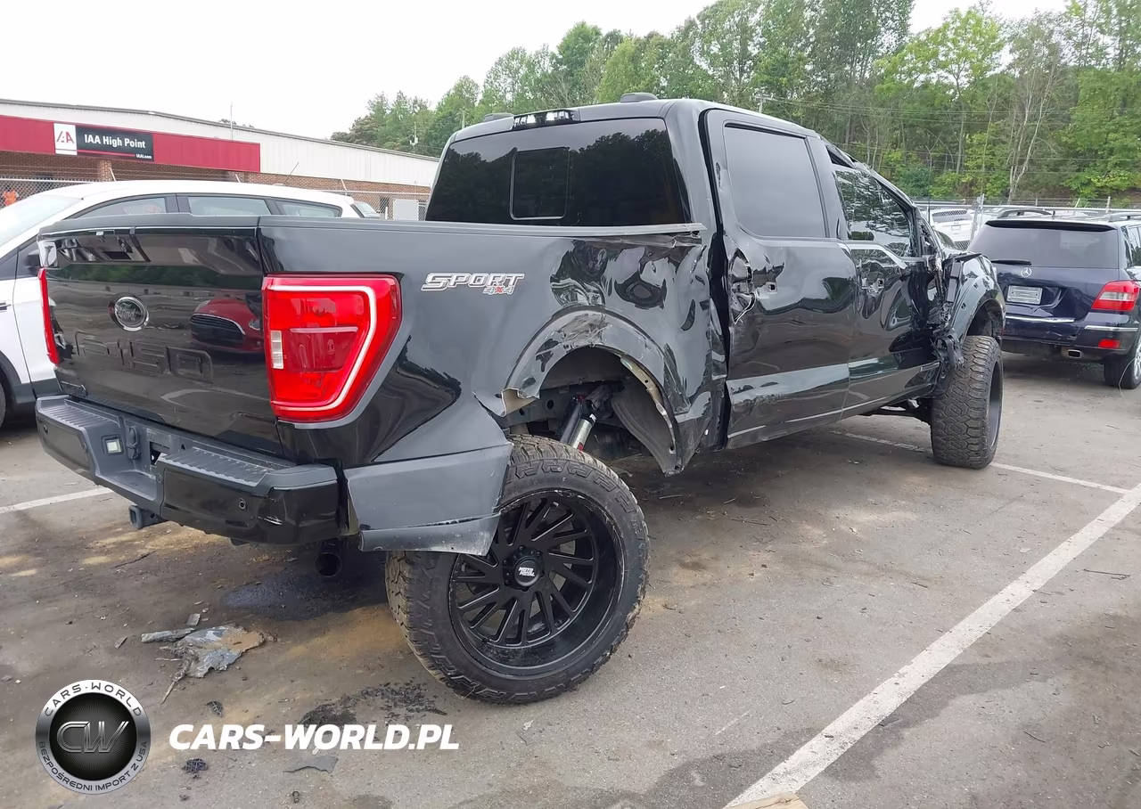 2022 Ford F-150 Xlt VIN:1FTFW1ED5NFC42670 - 4