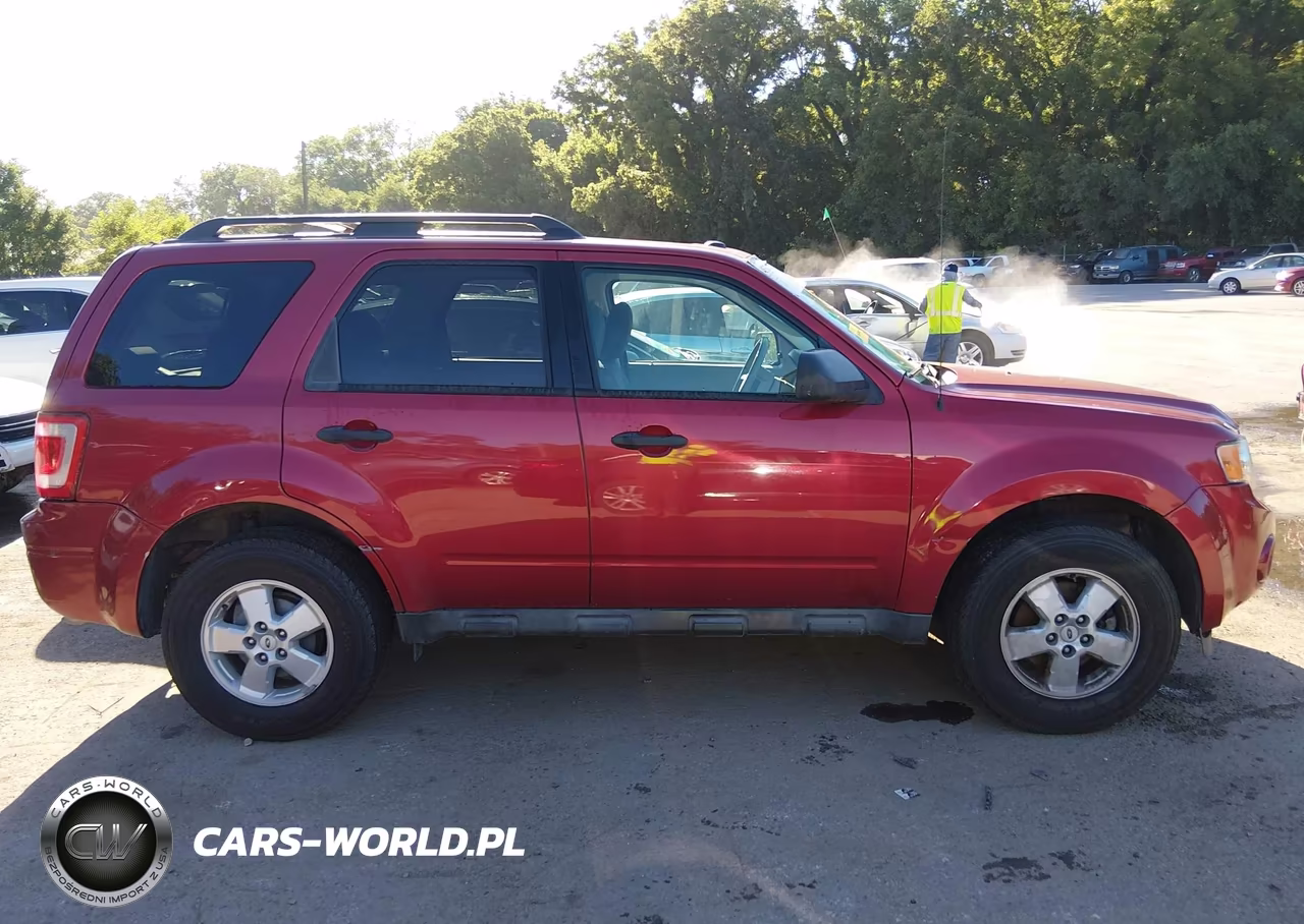 2009 Ford Escape Xlt VIN:1FMCU03739KA93460 - 13