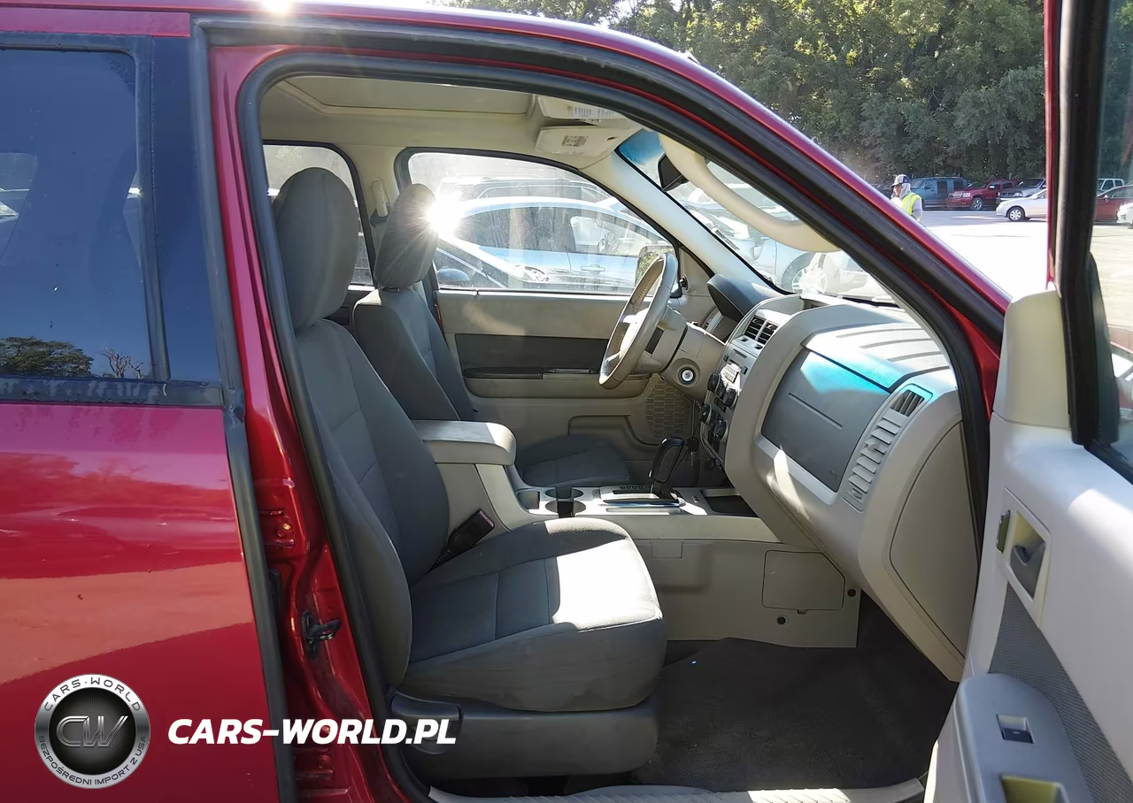2009 Ford Escape Xlt VIN:1FMCU03739KA93460 - 5
