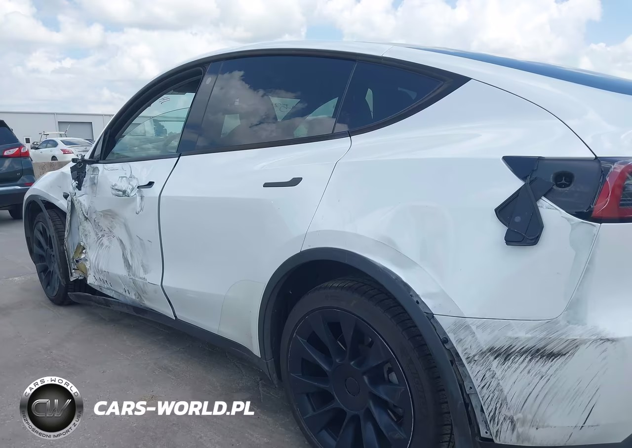 2023 Tesla Model Y Awd-Long Range Dual Motor All-Wheel Drive VIN:7SAYGDEE4PA101130 - 20