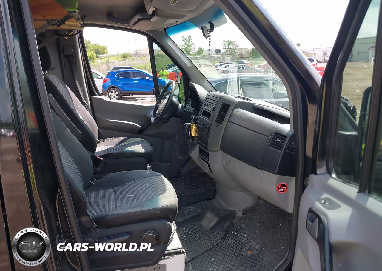 2013 Mercedes-Benz Sprinter 2500 Normal Roof VIN:WD3PE7CC6D5751251 - 5