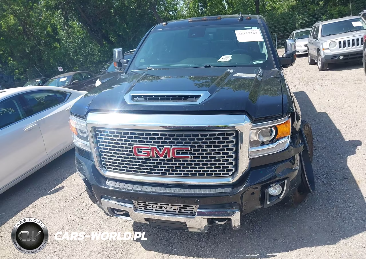 2017 GMC Sierra 2500Hd Denali VIN:1GT12UEY3HF221475 - 17