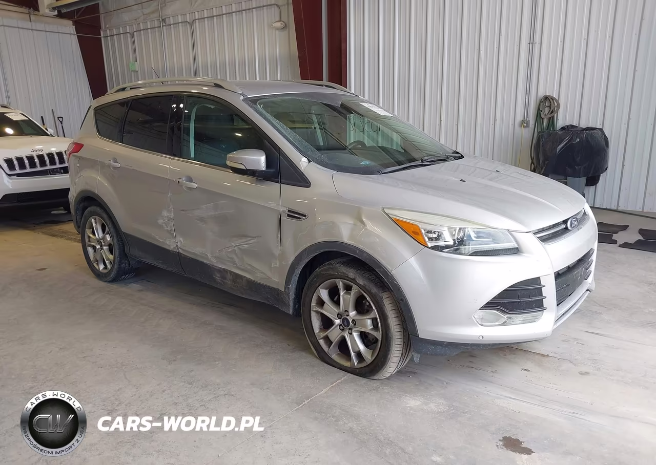 2014 Ford Escape Titanium – zdjęcie 1 z 17
