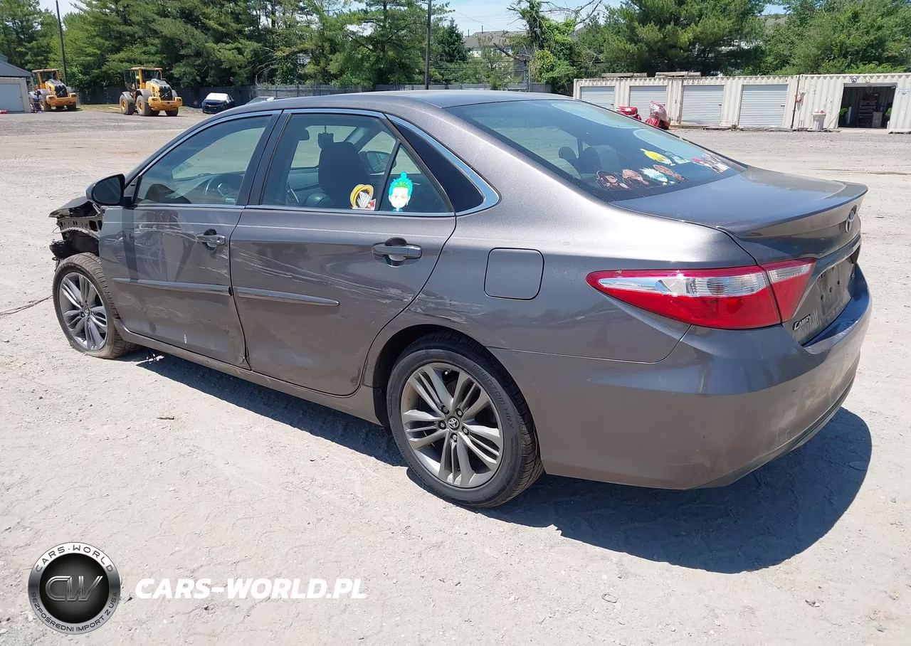 2017 Toyota Camry Se VIN:4T1BF1FK9HU398136 - 3